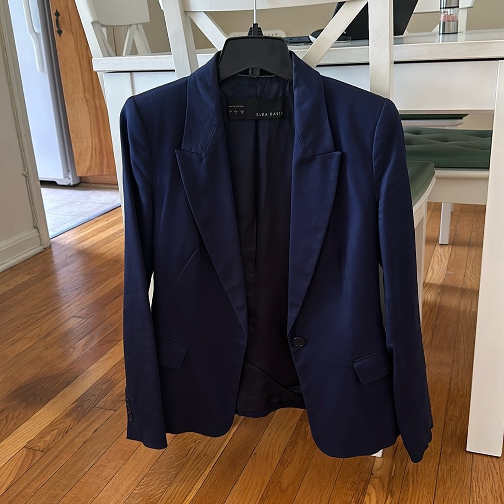 Zara women’s suit